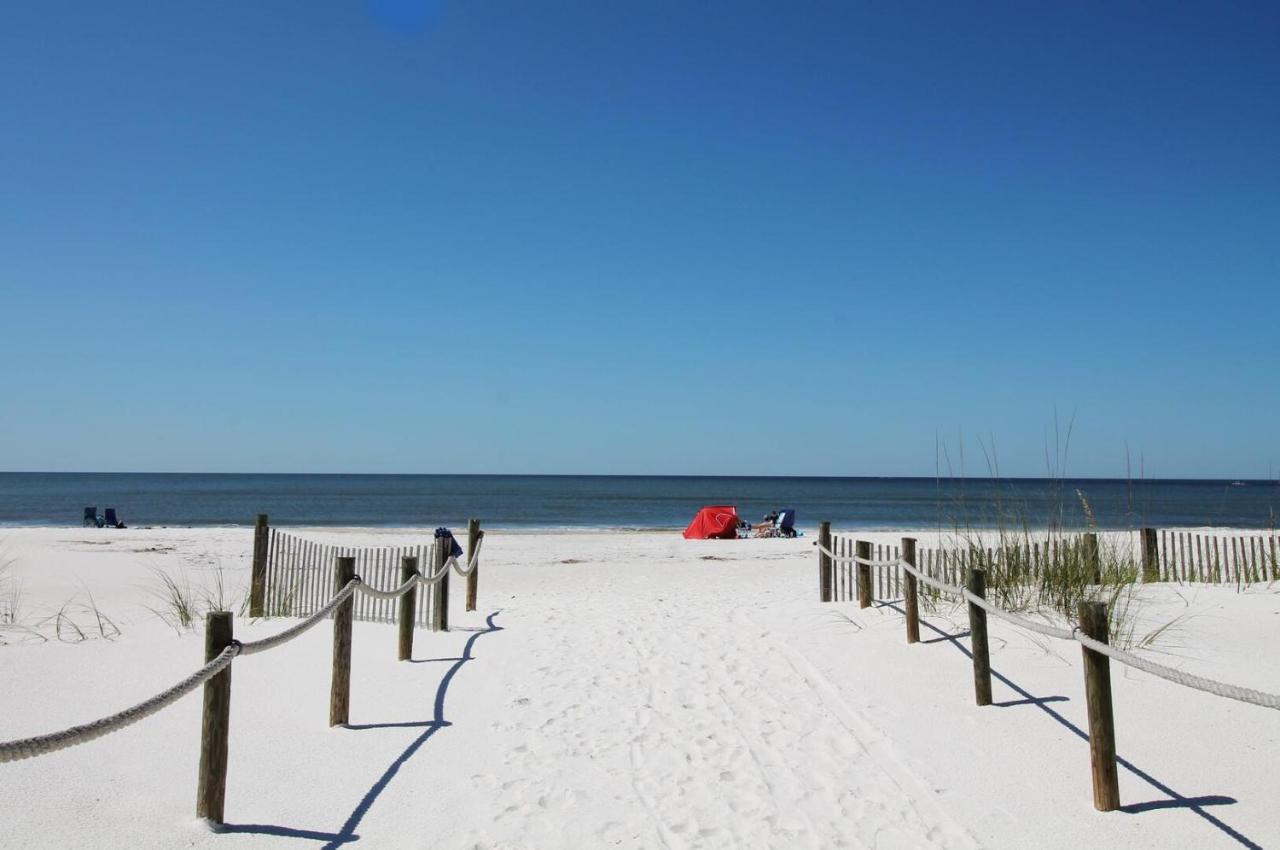 Shore Beats Work Mexico Beach Exterior photo